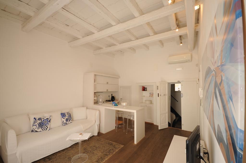 B&B Suite Home Trani Exterior foto